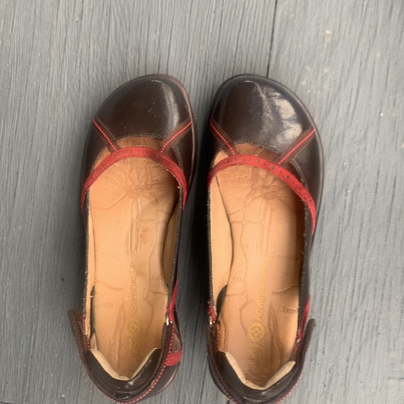 J-41 Adventure On shoes - Picture 11 of 11